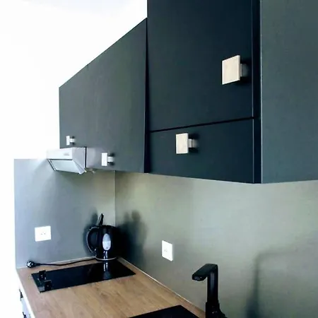 Appartement Logement Moderne Proche Gare,terasse+parking &wifi